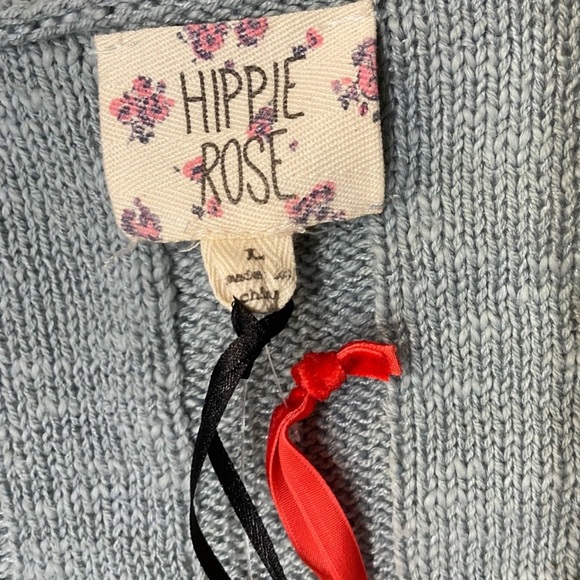 Hippie Rose V-neck Sunset Clay & Crystal Sage Ribbed Sweaters Bundle of two NWT - Picture 13 of 16